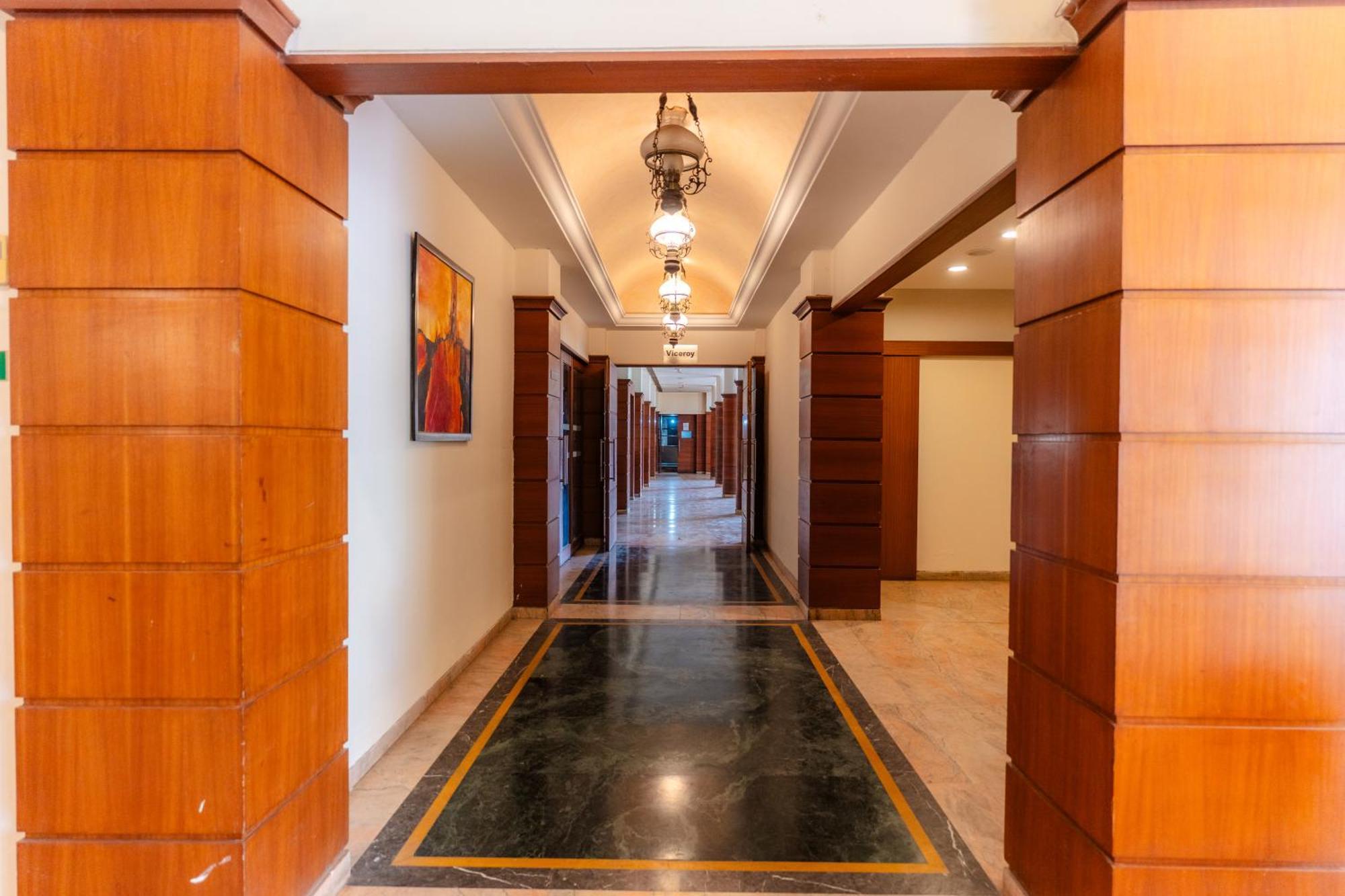 The Sky Imperial, Udaipur Hotel Exterior photo