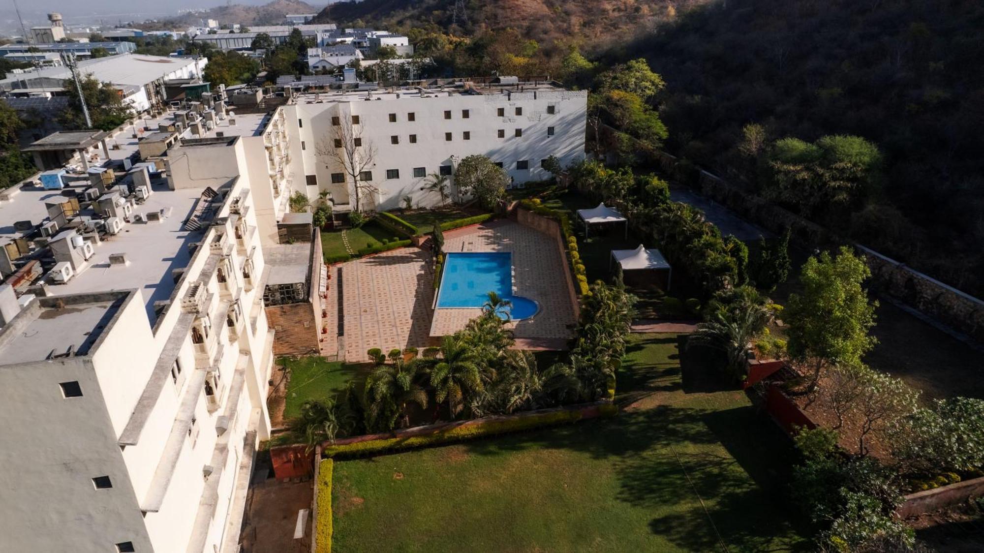 The Sky Imperial, Udaipur Hotel Exterior photo